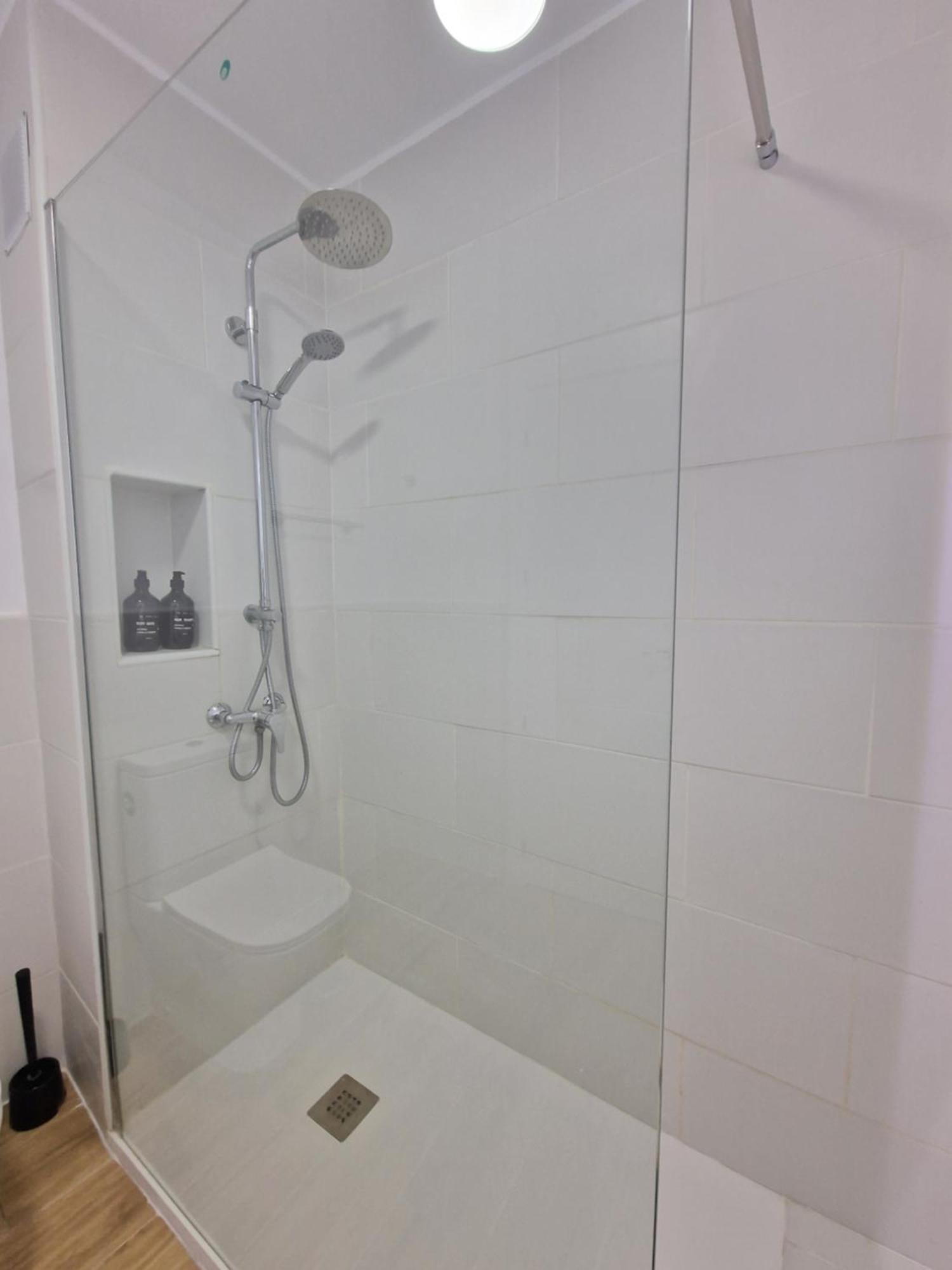 Ds Lealhomes, Patio And Terrace Apartamento *